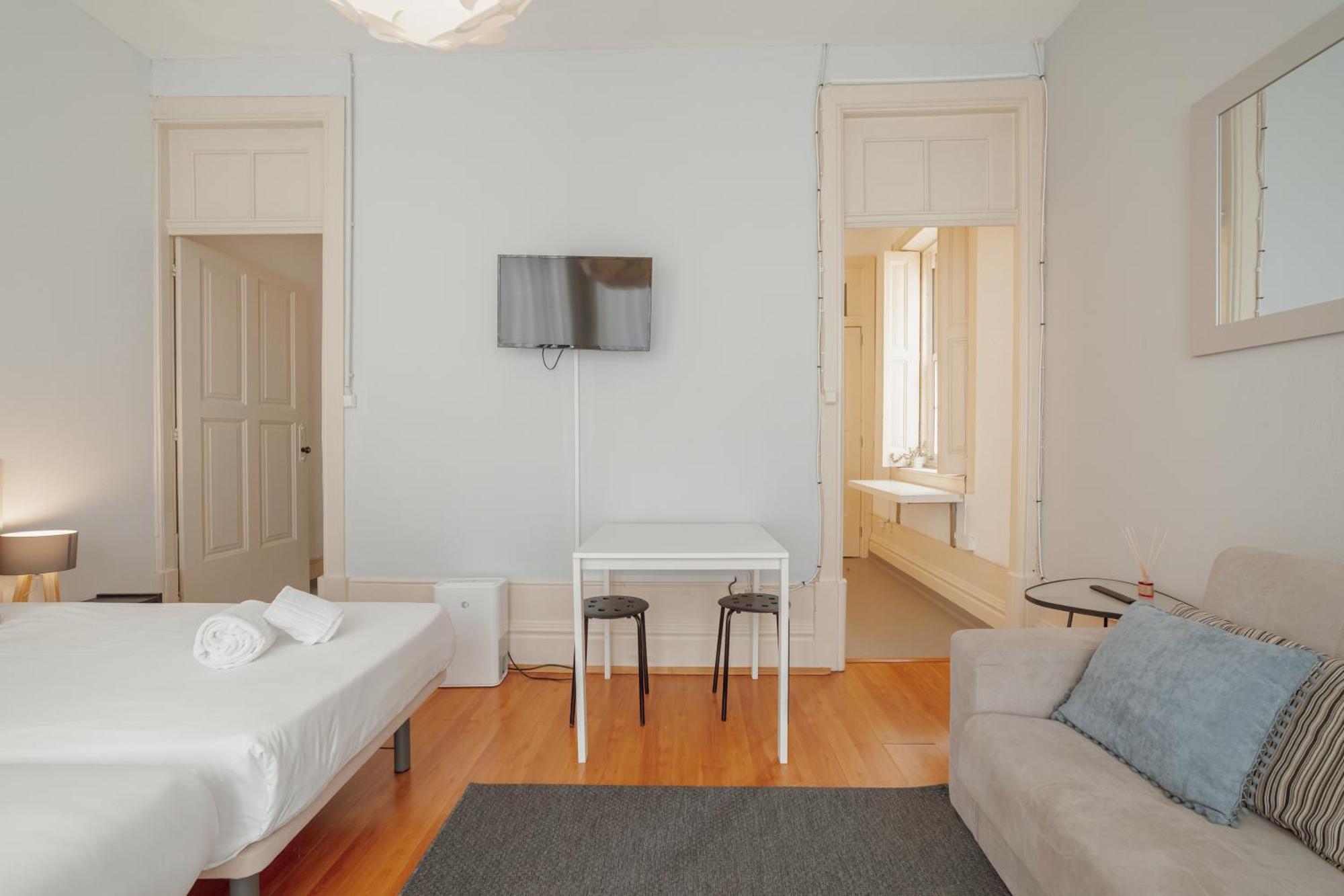 Oporto Guest Moinho De Vento Studios Exterior photo